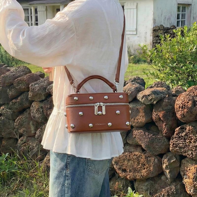 Модная Сумка Женская Сумки Дизайнерские Заклепки Наплечная Сумка Через Плечо Повседневная Универсальная Маленькая Сумка для Телефона 2026 bolso mujer