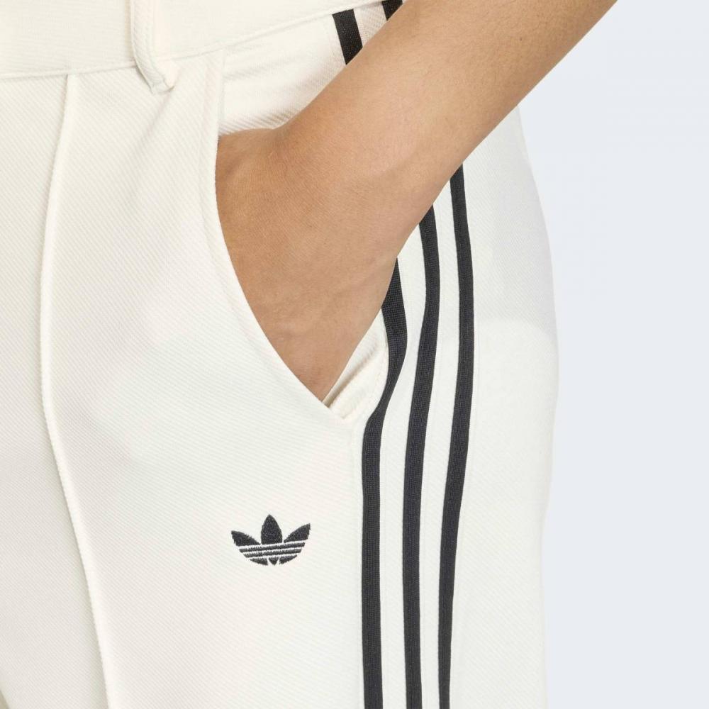 adidas Спортивные брюки по фигуре Kc9089