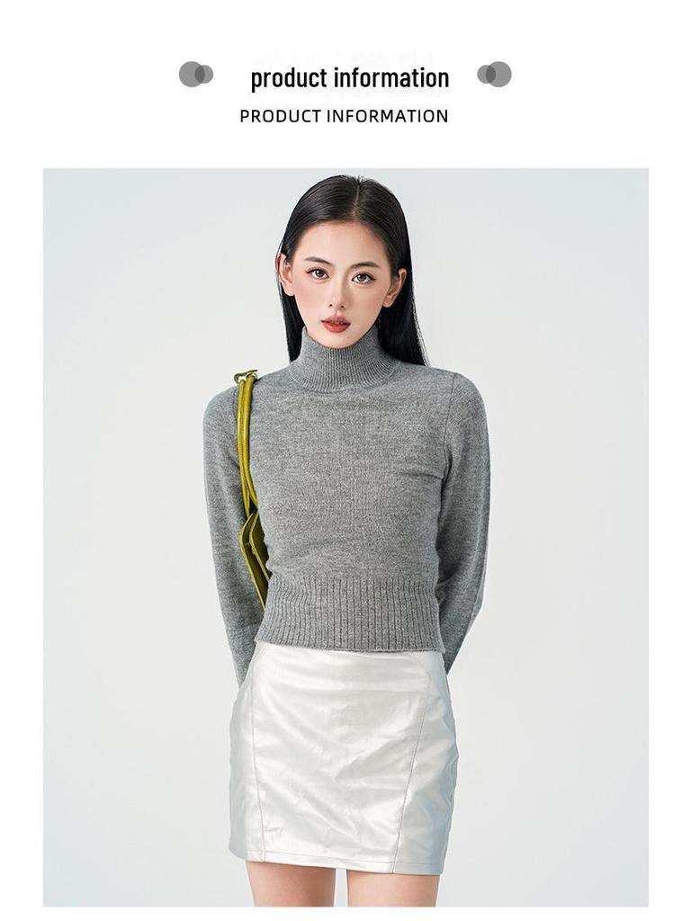 Women's Short Slim-Fit Gray Wool Turtleneck Sweater - Elegant Autumn/Winter Knitwear