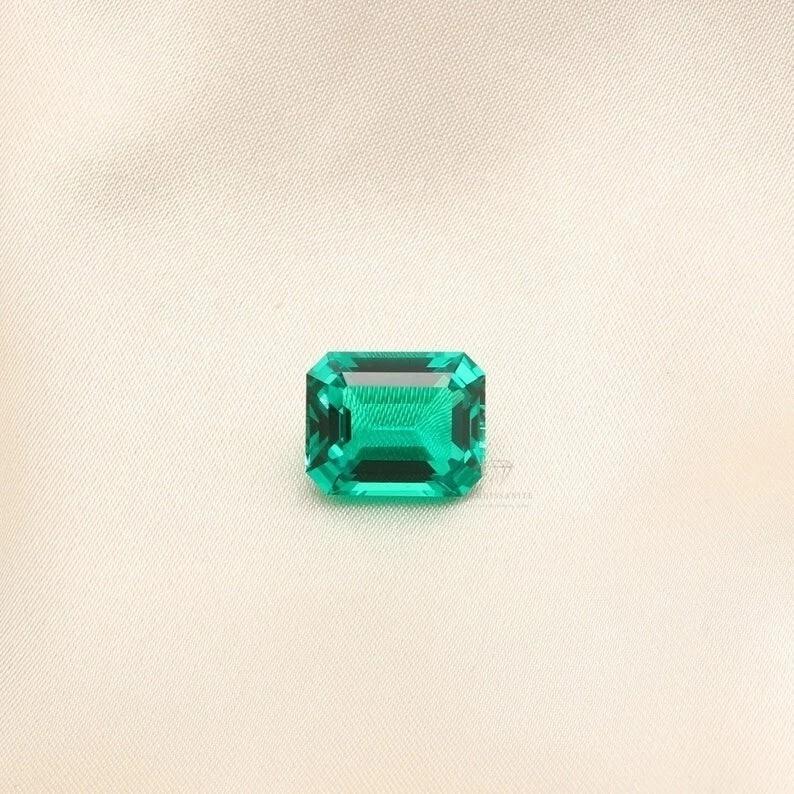11x9 MM Flawless Natural Green Emerald Certified Emerald Cut Loose Gemstone