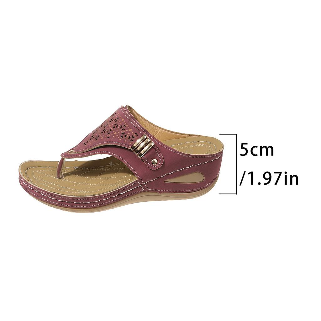 Крутые тапочки для женщин, летние, новые европейские и американские импортные, большие размеры, полые металлические, толстые, крутые тапочки для женщин