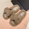 2025 осень и зима мода повседневные универсальные с высоким чувством толстая подошва ins тренд мода плюшевые однословные пушистые тапочки