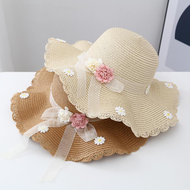 Модная женская соломенная шляпа для летних прогулок, шляпа для защиты от солнца, шляпа с цветочным декором для пляжа