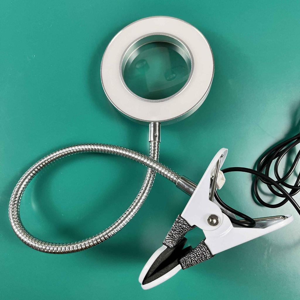 4-Inch Ring Beauty Magnifying Mirror with Clip Light for Makeup, Eyebrow Tattoo, and Fill Light.