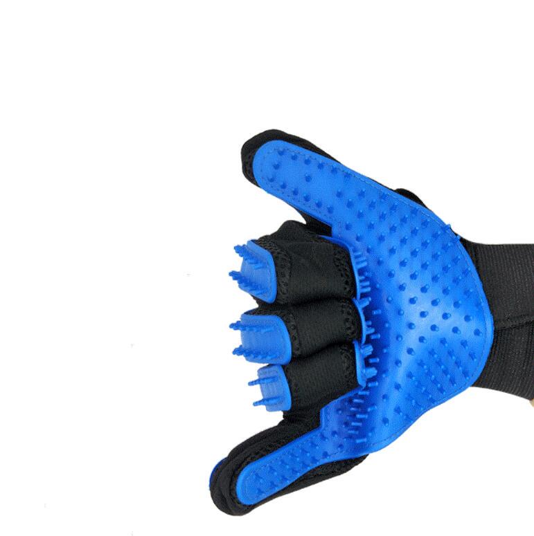 Перчатка для вычесывания шерсти у домашних животных