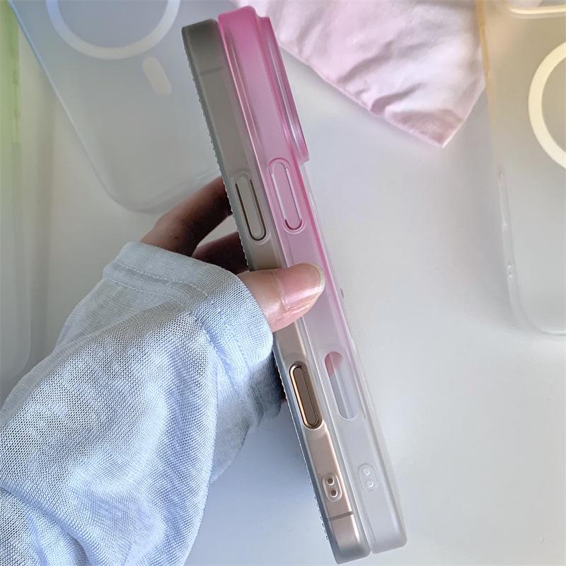 Градиентный магнитный чехол для iPhone 17 Pro Max для Apple 16/15/14/13/12 Матовое покрытие