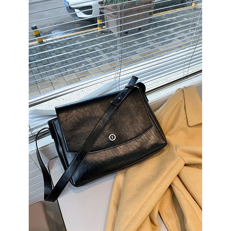 High Quality Green Large Capacity Tote Bag Preppy Soft Student Commute Shoulder Bag Casual Simple Oil Wax Leather Crossbody Bag