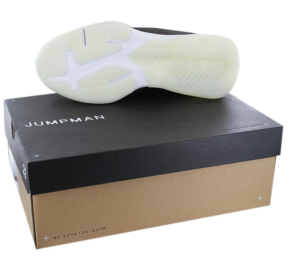 Jordan Air 200E - Мужские кроссовки черно-оранжевые DC9836-808 ОРИГИНАЛ