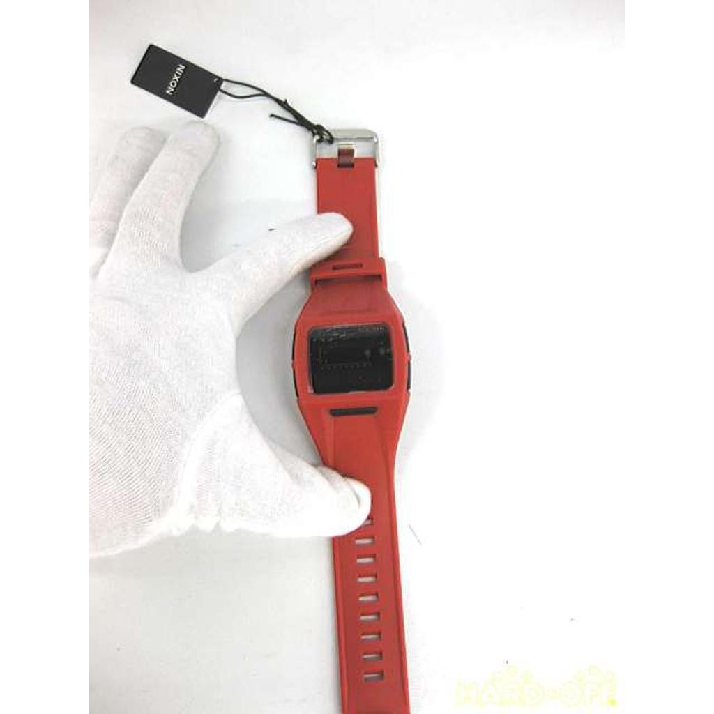 Б/у Кварцевые цифровые часы NIXON NA289200-00