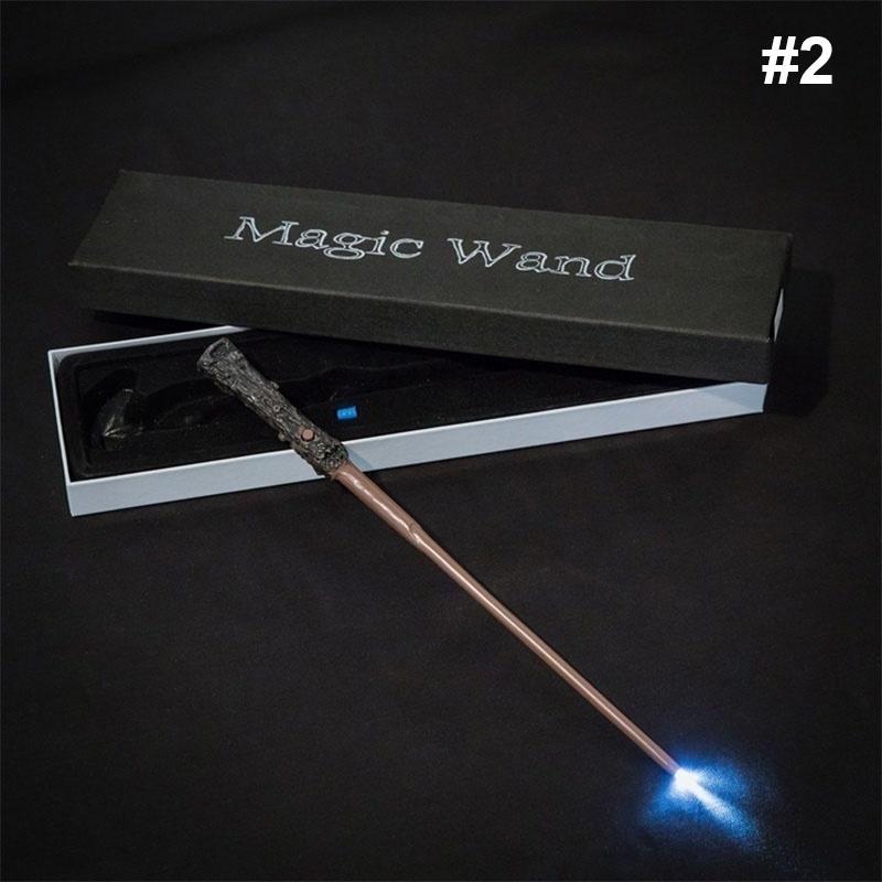 Волшебная палочка со светящимся наконечником в стиле Хогвартс