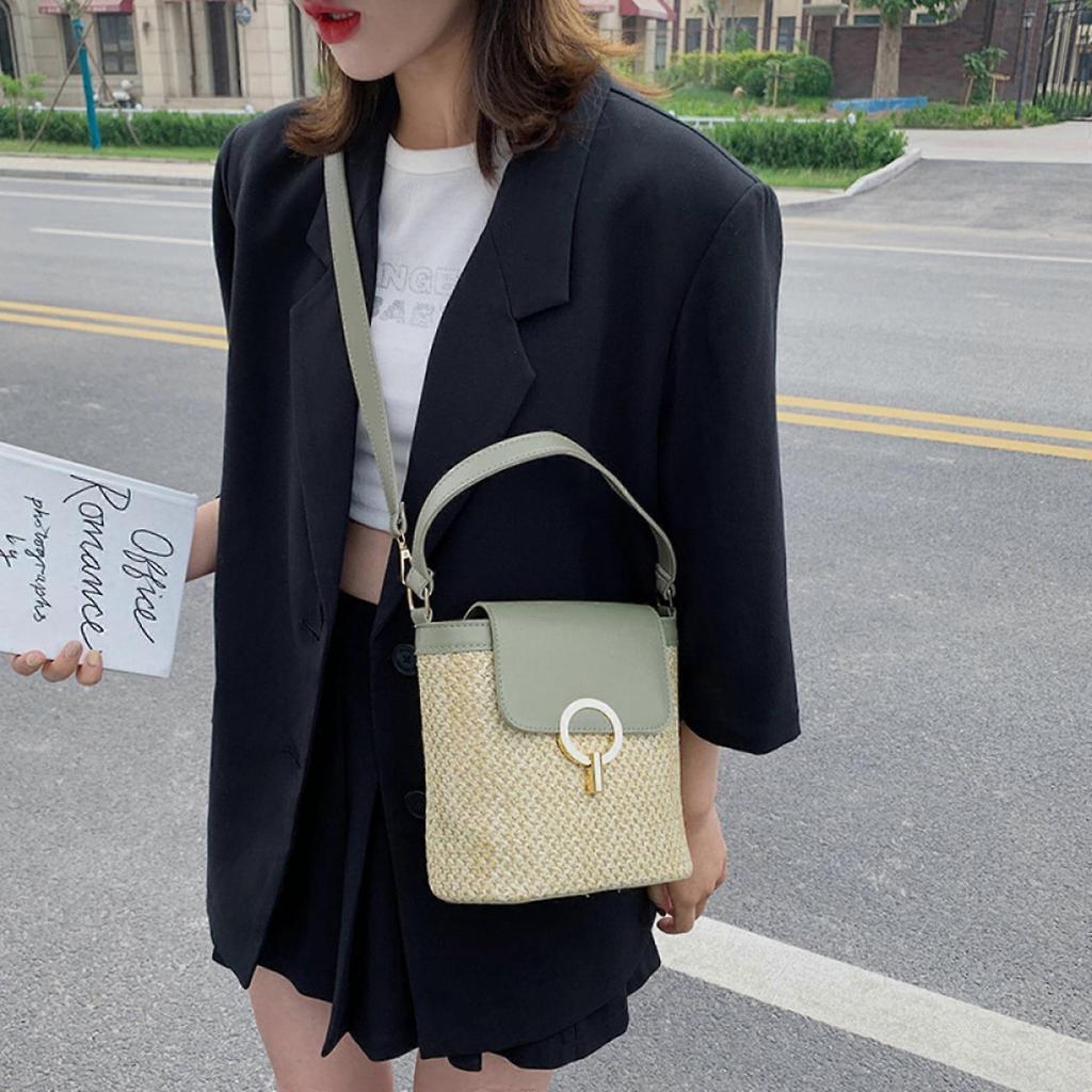 Handheld Women's Bag Woven Bucket Bag Vacation Bag 2024 Spring Summer New Crossbody Straw Bag Rattan Bag Fashion Small Bag