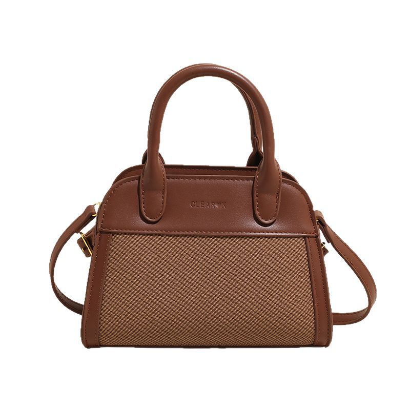 Корейская повседневная женская сумка 2025 новая модная с иностранным темпераментом сумка через плечо с лоскутным нишевым дизайном сумка-седло