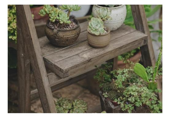 Трапециевидная подставка для цветов из массива дерева - Американский ретро многоярусная полка