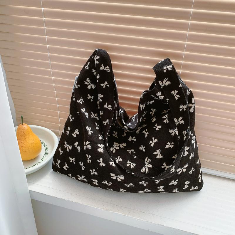 Внешняя одинарная повседневная сумка женская 2024 новая популярная сумка-тоут сумка через плечо большой вместимости класс пригородная сумка-мессенджер