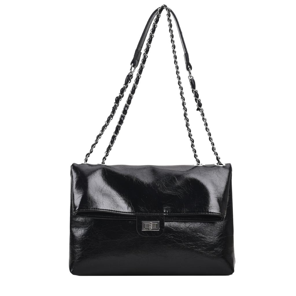 Сумка женская большой емкости 2024 осень на новый модный популярный пригородный цепной плечевой кроссбоди сумка