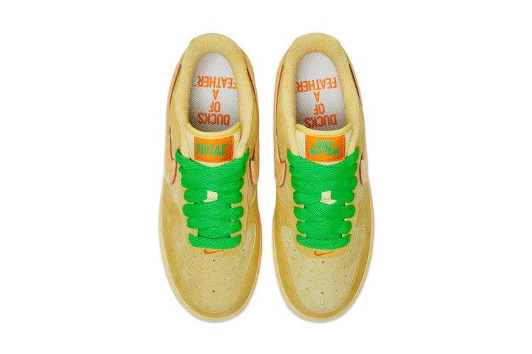 Men's Sneakers Nike Air Force 1 Low Ducks of a Feather University of Oregon Duck or Egg