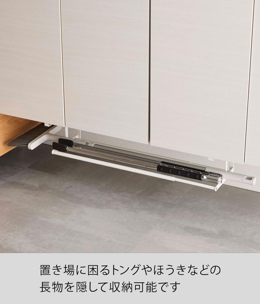 Телескопическая плавающая стойка для обуви Yamazaki Jitsugyo, белая башня, телескопическая стойка для обуви, экономящая место, 5631, прибл.. Ш45.5~80XГ20.5XВ15.5см