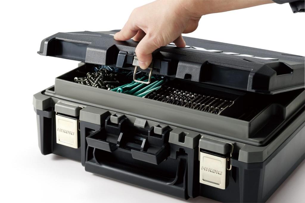 В стандартную комплектацию входит кейс HiKOKI 381475 для ударного гайковерта WH36DD