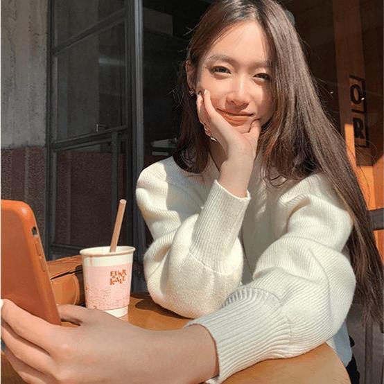 Women's V-Neck Knit Cardigan: French-Inspired, Fall/Winter Style