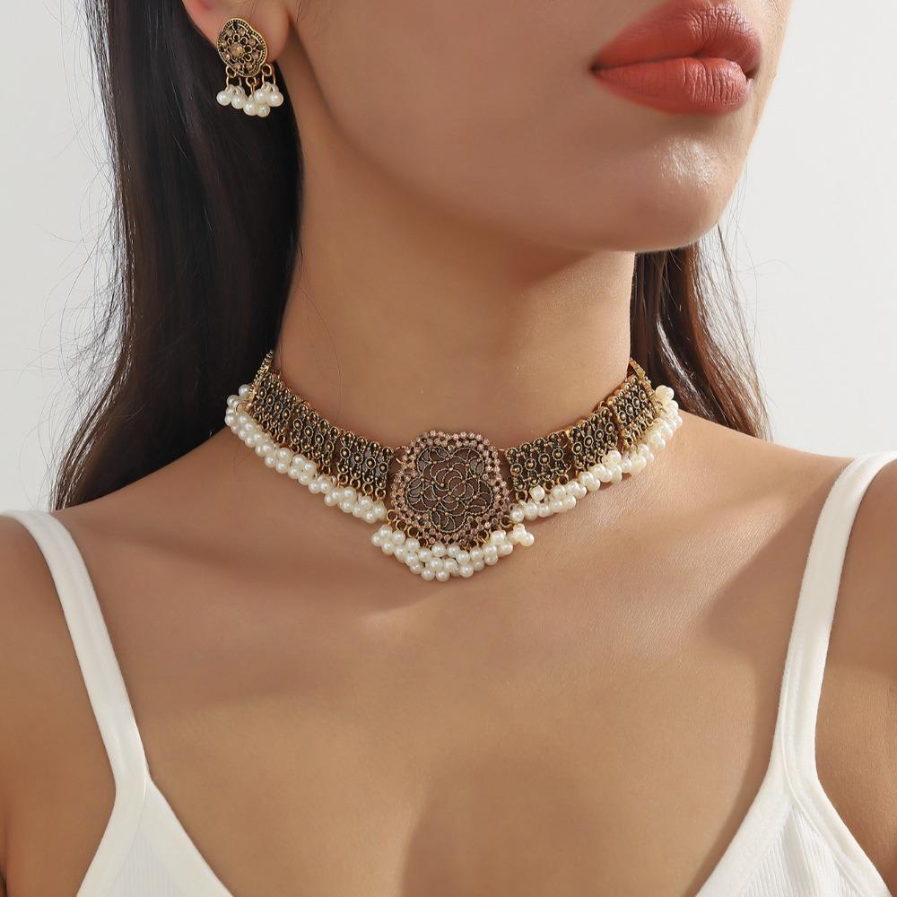 Luxury Retro Jewelry Set Tassel Choker Necklace Set Fashion Rhinestone Necklace Earrings Ladies