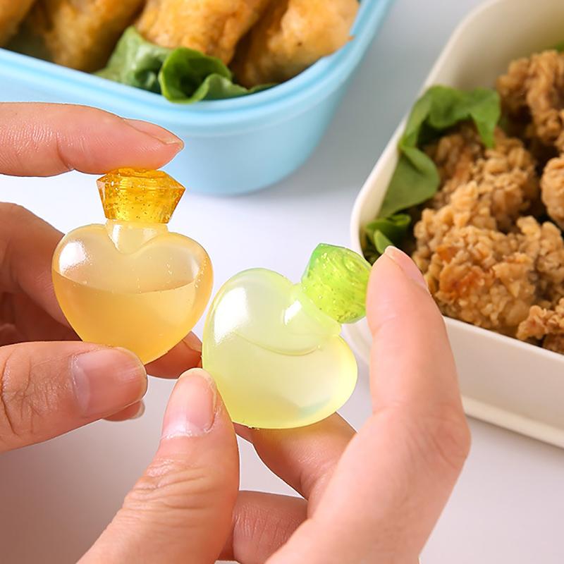 4 шт. Мини-портативный дозатор соуса и приправ Бутылочка для кетчупа Bento Пластиковая бутылочка для перелива Приправ Бутылочка Кухонные аксессуары