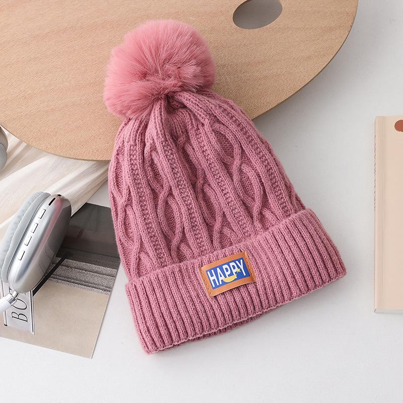 Женская зимняя бархатная шапка-бини с помпоном и защитой ушей - Стильная, теплая и плотной вязки