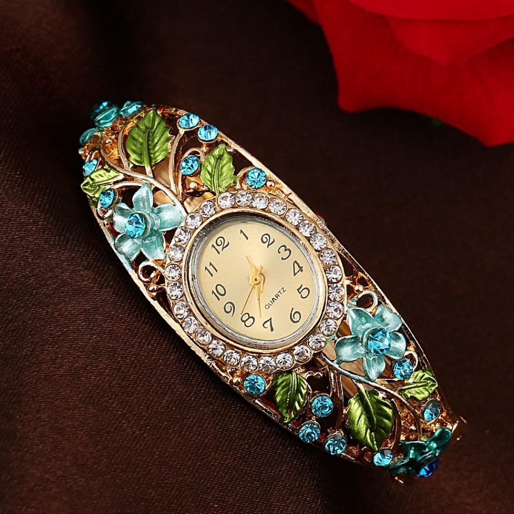 Quartz Movement Flower Watch Alloy Quartz Bracelet Wristwatch Casual Occasion