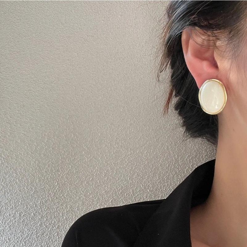 Французский Винтажный Темперамент Белая Геометрия Эллипс Квадрат Серьги-гвоздики для Женщин Тренд Шармы Пирсинг Ювелирные Аксессуары Подарок