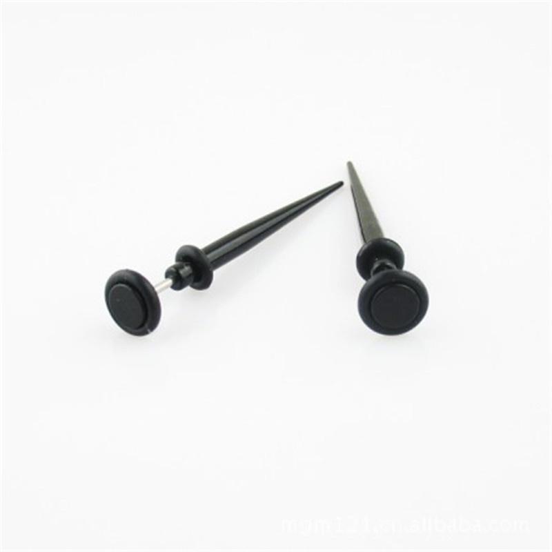 1 Pair Black Long Needle Tip Wafer Stud Earrings