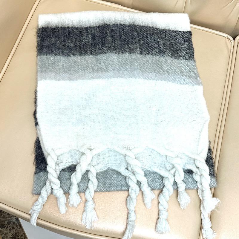 Autumn and Winter New Cashmere Christmas Plaid Scarf Atmosphere Women Keep Warm Imitation Cashmere Versatile Knitted Scarf