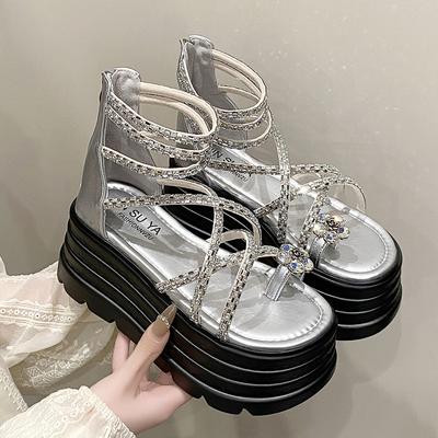 Женские 2025 новые летние супер огонь ретро универсальные маленькие на толстой подошве корейские римские туфли с юбками и сандалиями