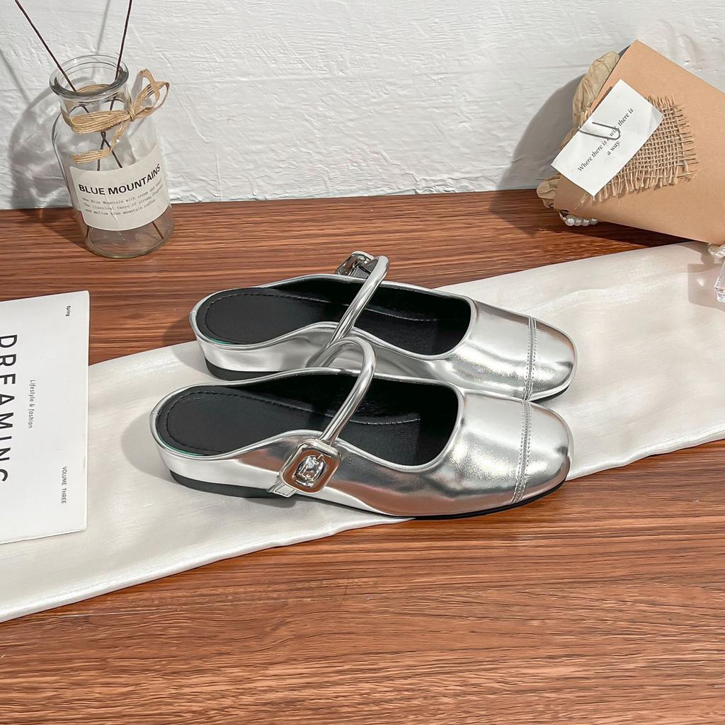 Grape Mother Autumn New Small Inner Height Increase Platform Muller Shoes Women 2025 French Temperament Single Shoes Women's Outer Wear