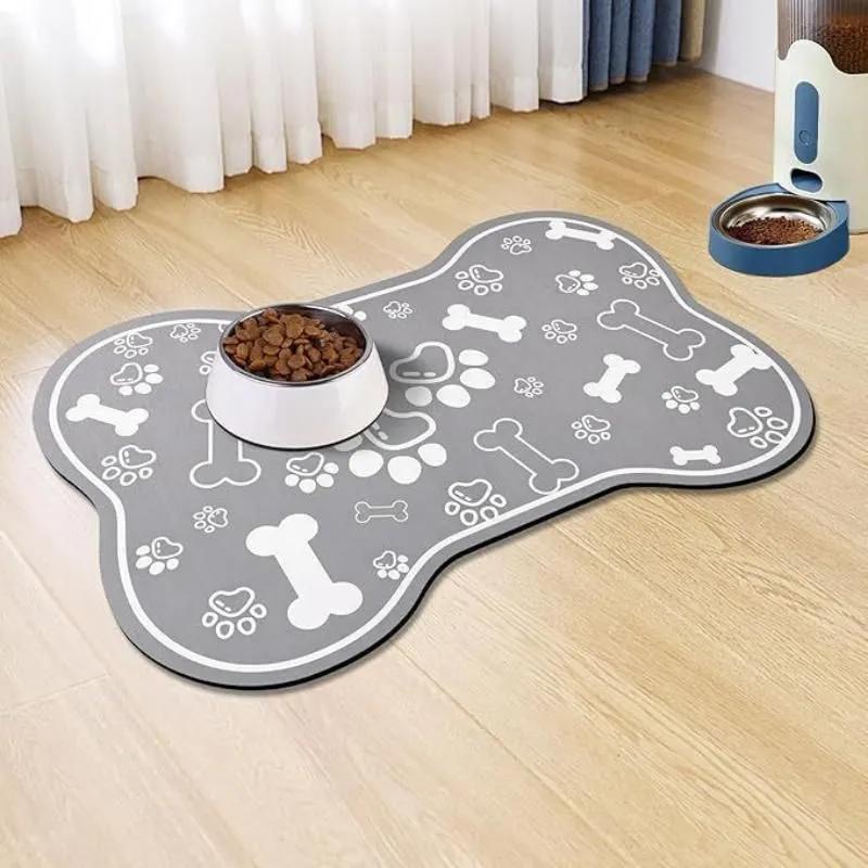 Pet bowl mat, moisture absorbing and anti-slip, for dogs and cats,