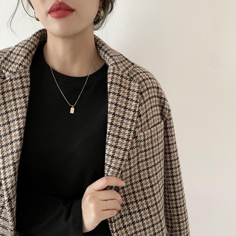 Женская рубашка из немецкого бархата с воротником-получерепахой, универсальная, на осень и зиму, с длинными рукавами, облегающий белый бархатный топ из белого бархата