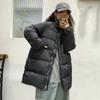 Пуховик женский куртка 2024 зима новый утолщенный воротник стойка средняя и длинная пуговицы теплая белая утиная пуховая куртка прилив