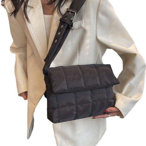 Сумка-багет из мягкой искусственной кожи с ромбовидной вышивкой, новая коллекция весна-лето 2025, модная женская сумка в стиле ретро