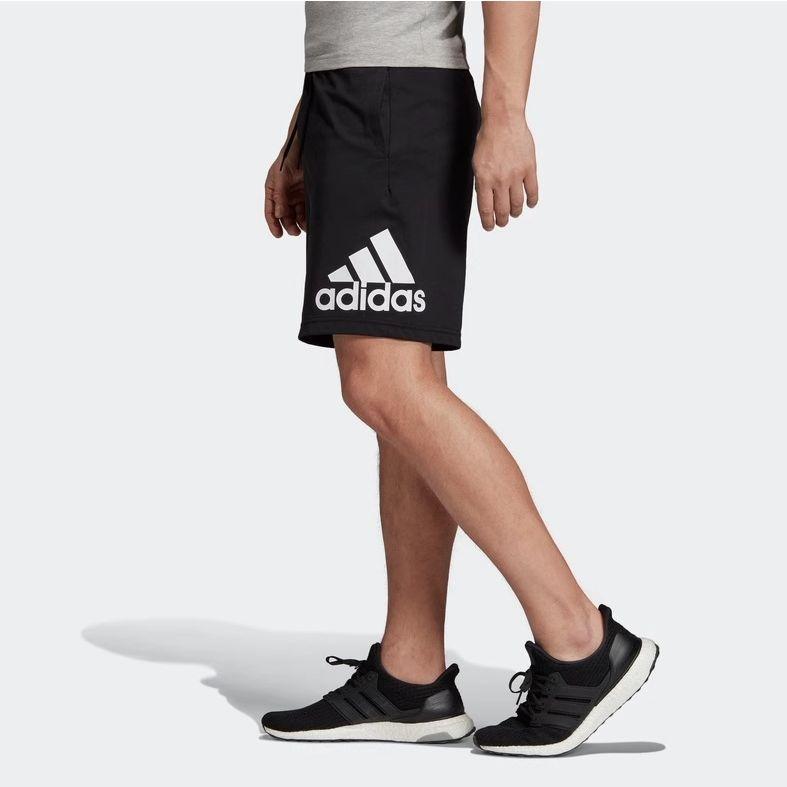 adidas Повседневные шорты мужские черные DX7666