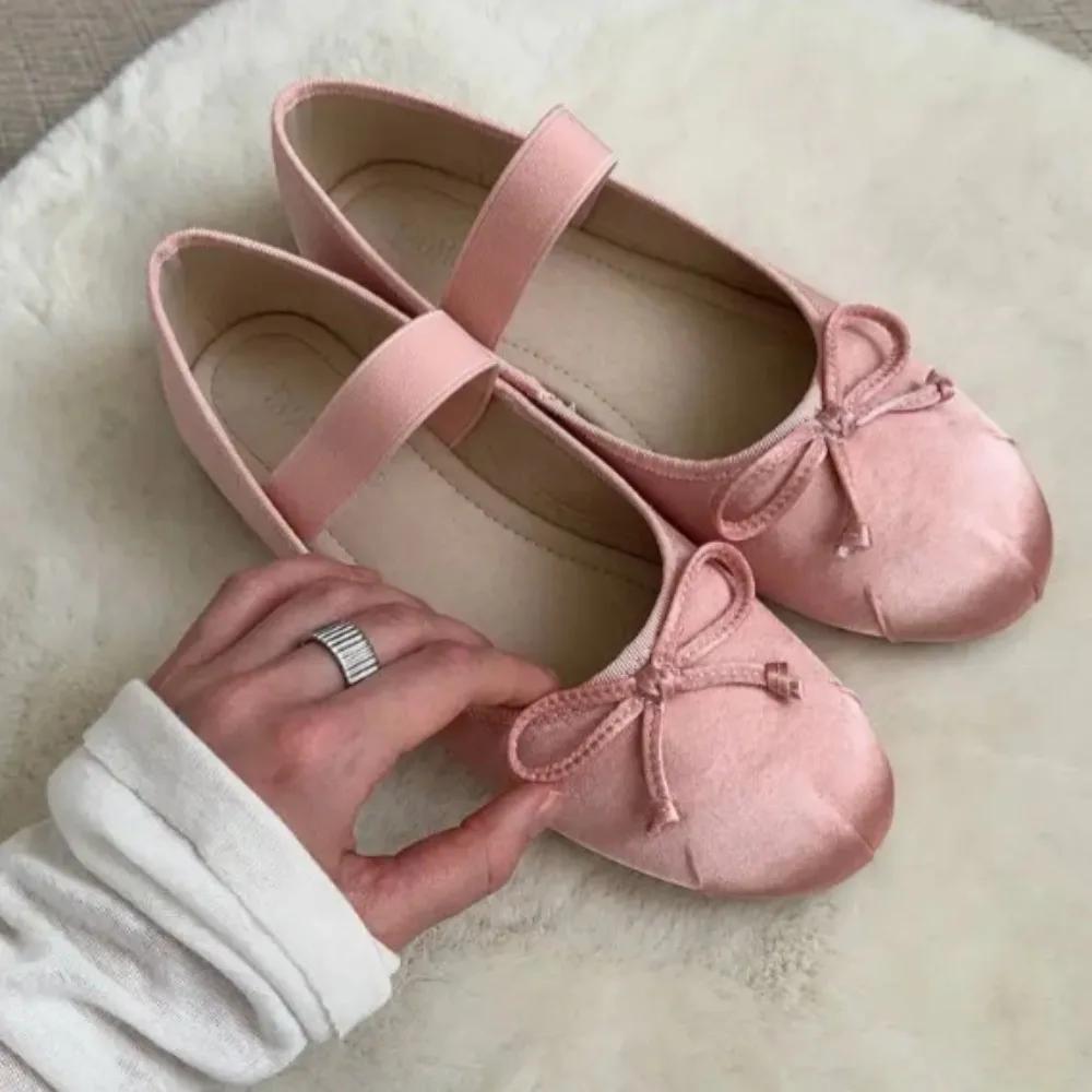 Балетки женские туфли на плоской подошве Туфли Мэри Джейн с круглым носком Женские туфли с бантом Шелковые атласные туфли на плоской подошве Женские туфли больших размеров Zapatos Retro Mujer