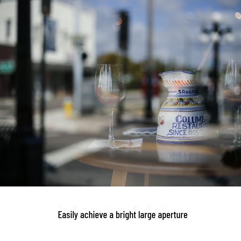 Canon Стандартный светосильный объектив EF 50mm f/1.8 STM