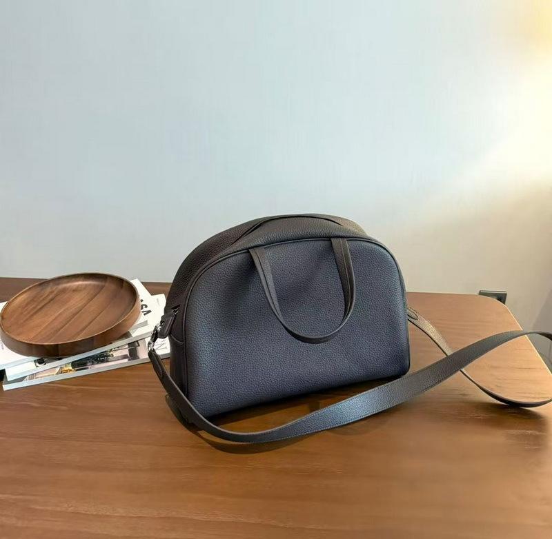 2026 New Genuine Leather Women's Bag Top Layer Cowhide Bowling Ball Large Capacity Commuting Boston Casual Single Shoulder
