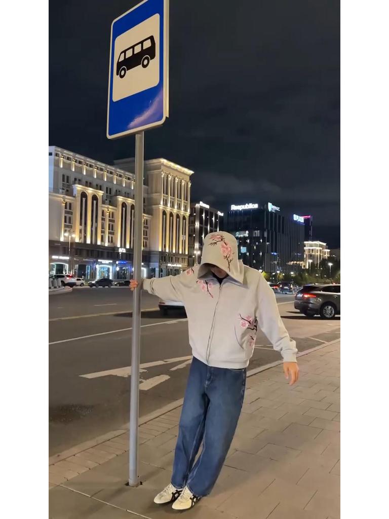 Унисекс Худи в уличном стиле с вышивкой ретро-цветов и вишни