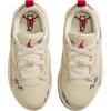 Who Decides War x Air Jordan Jordan Flight Court PS Мир — твоя площадка - Креповые детские кроссовки кремового цвета, кокосовое молоко, университетский красный HQ2960-100