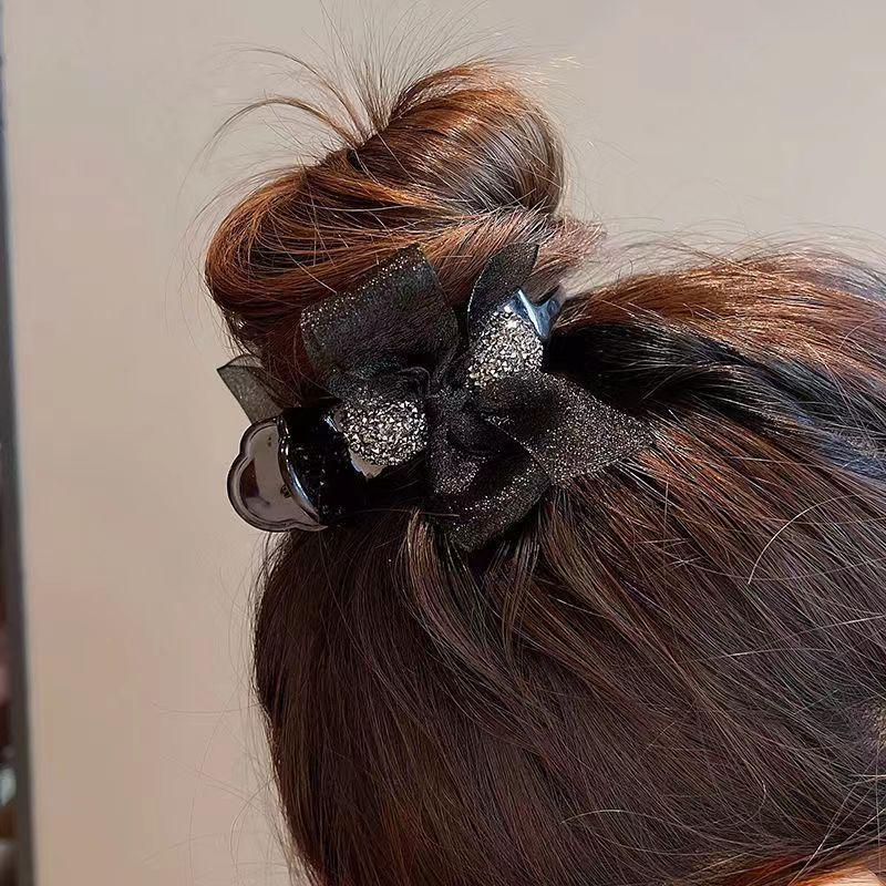 Элегантный зажим «Акула»: Большая заколка-бантик для женщин