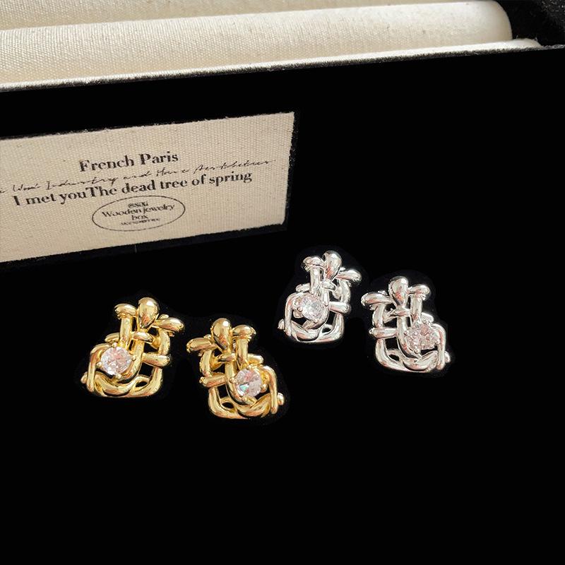 Niche Design Sense, инкрустированные бриллиантами, плетеные металлические серьги-гвоздики, женские уникальные индивидуальные изысканные легкие роскошные элегантные универсальные серьги