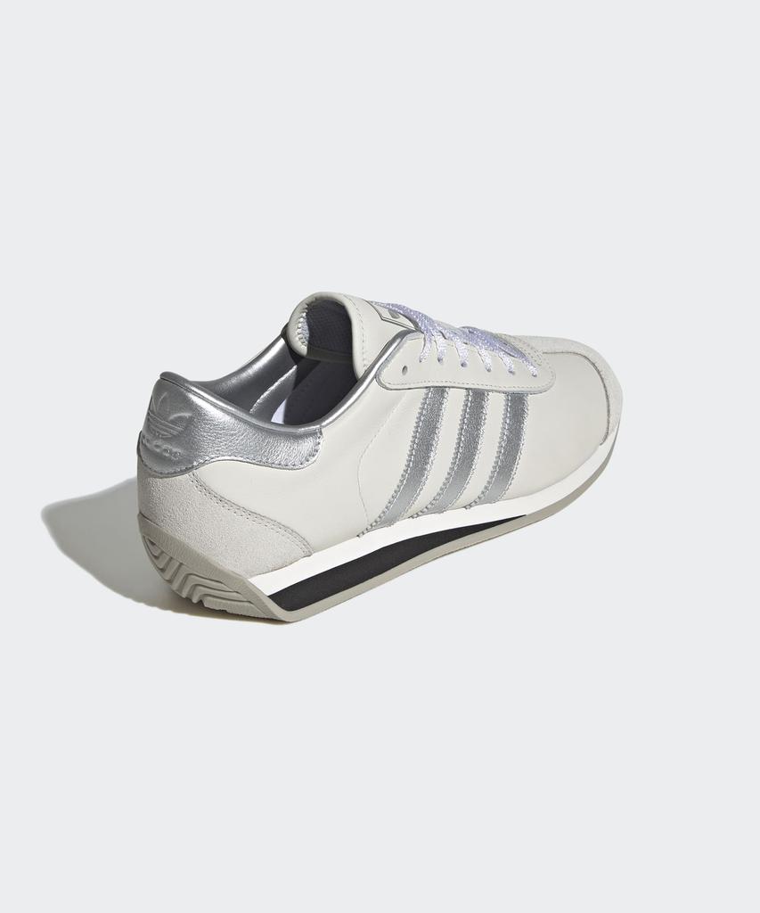 adidas Страна II - Кремовый:Серебристый / Jh5600