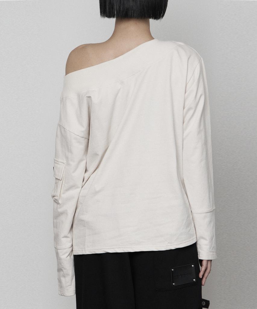 ETRE AU SOMMET One-Shoulder Pocket Button Slit Overfit Long Sleeve (Cream)