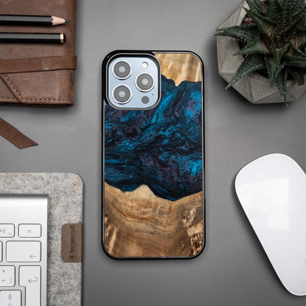 Bewood Unique case for iPhone 15 Pro Max - Planets - Neptun