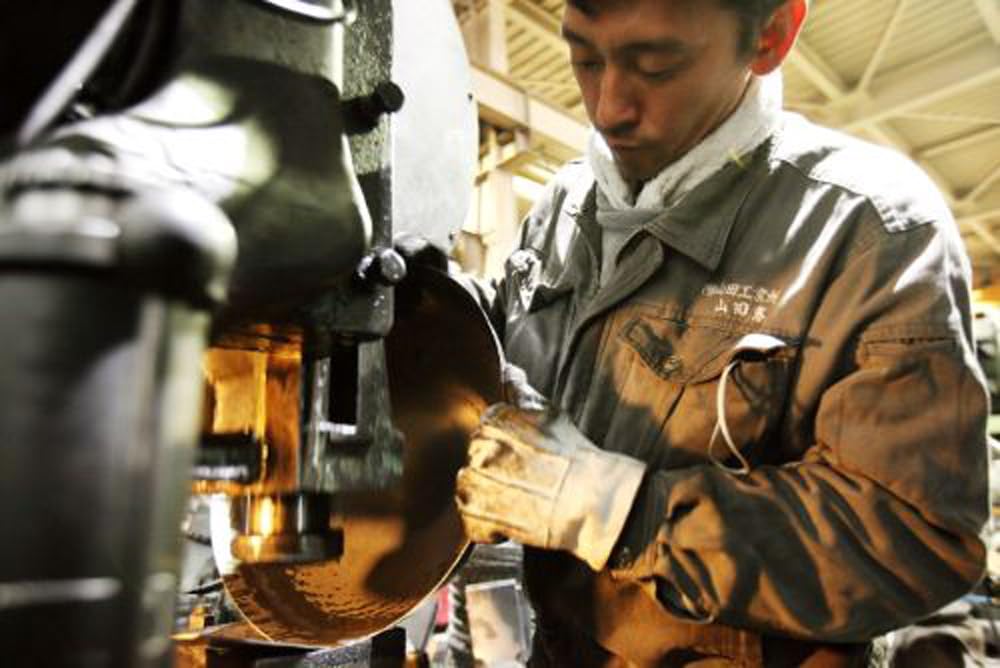 Продвинутая дверь HANAKO Кованая титановая ручка Сковорода 28см (2.3mm) HF-28