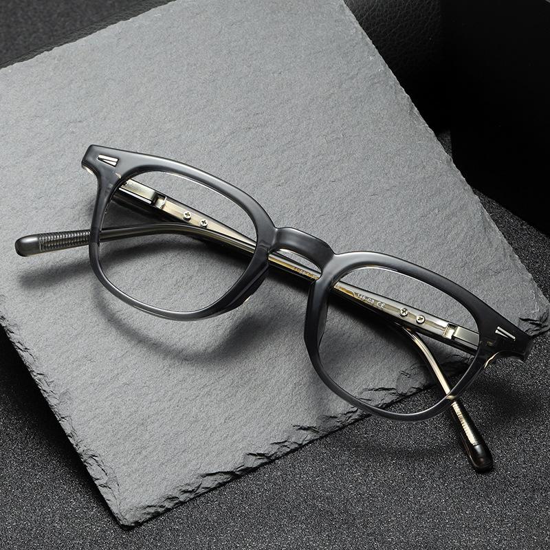 New High Quality Men'S And Women'S Anti Blue Light Photochromic Glasses Literary Retro Small Square Frame Glasses Frame