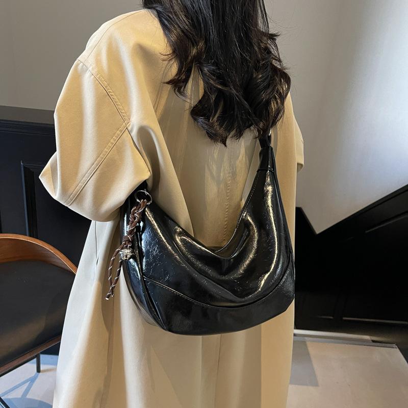 Простая сумка большой вместимости женская 2025 новая модная универсальная повседневная сумка через плечо студенческая сумка-мессенджер для поездок на работу сумка-тоут